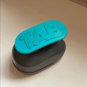 We R Memory Keepers Tab Punch